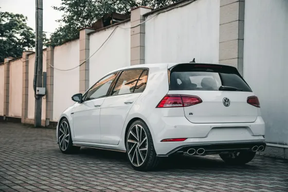 Volkswagen Golf 2021 Астана